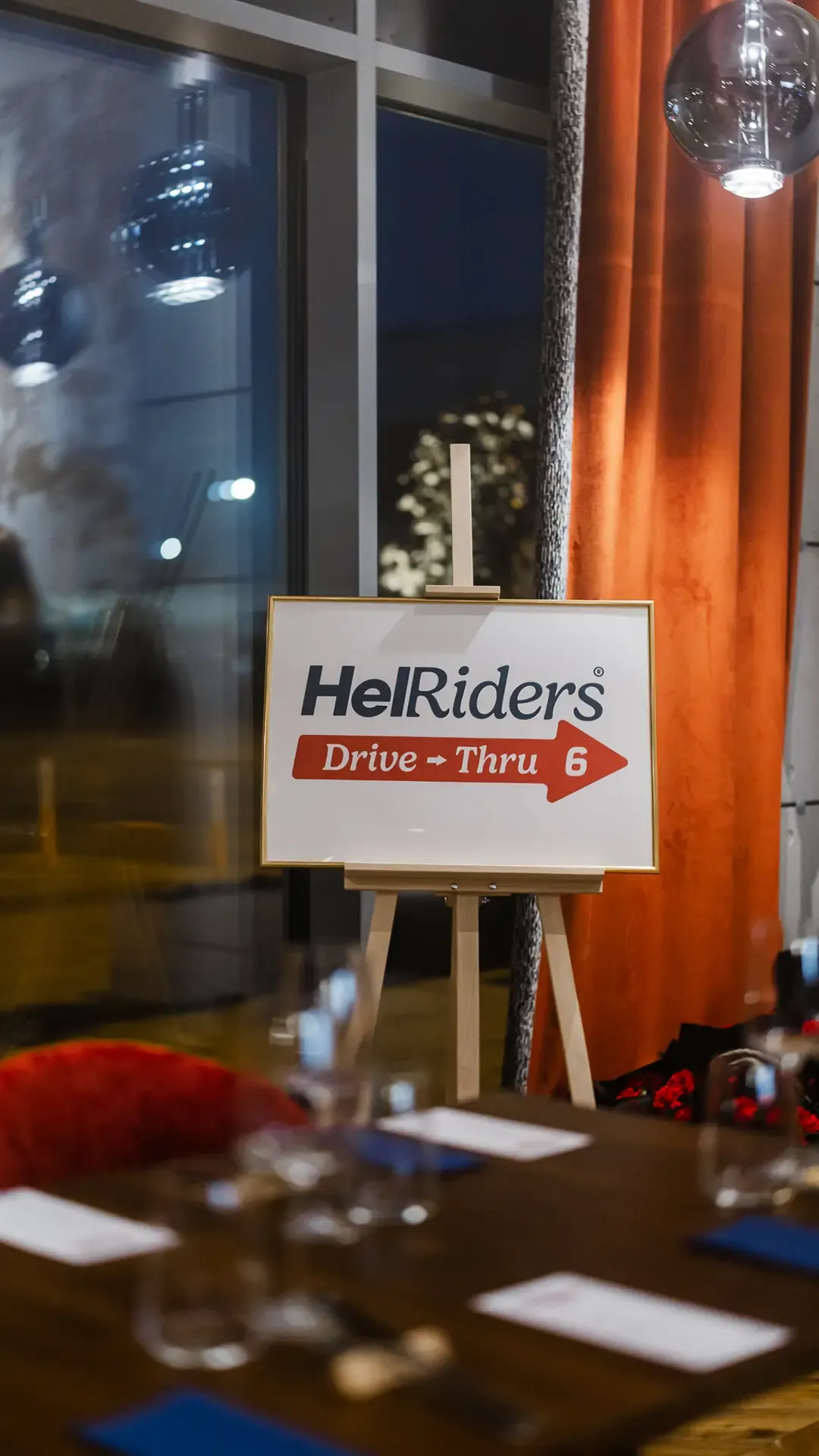 helriders-3.webp
